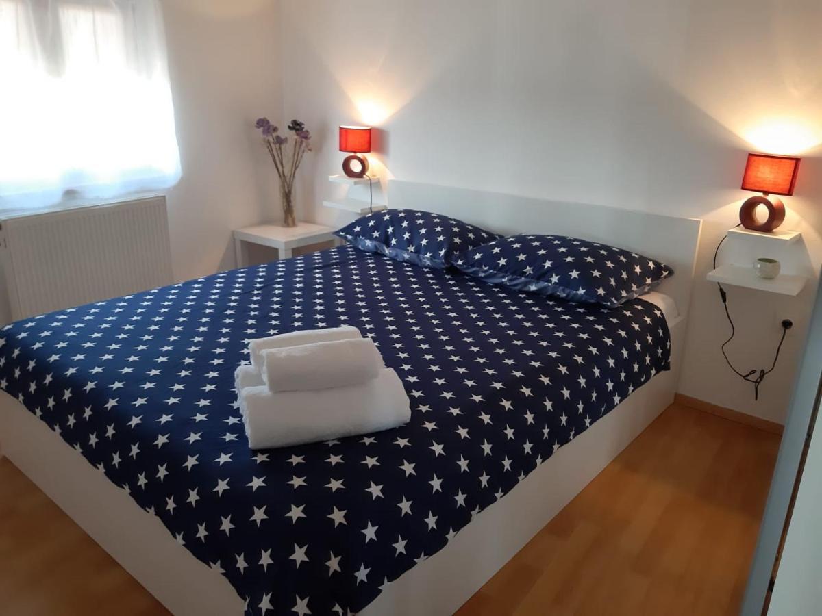 Apartman Deni Peroj Exterior photo