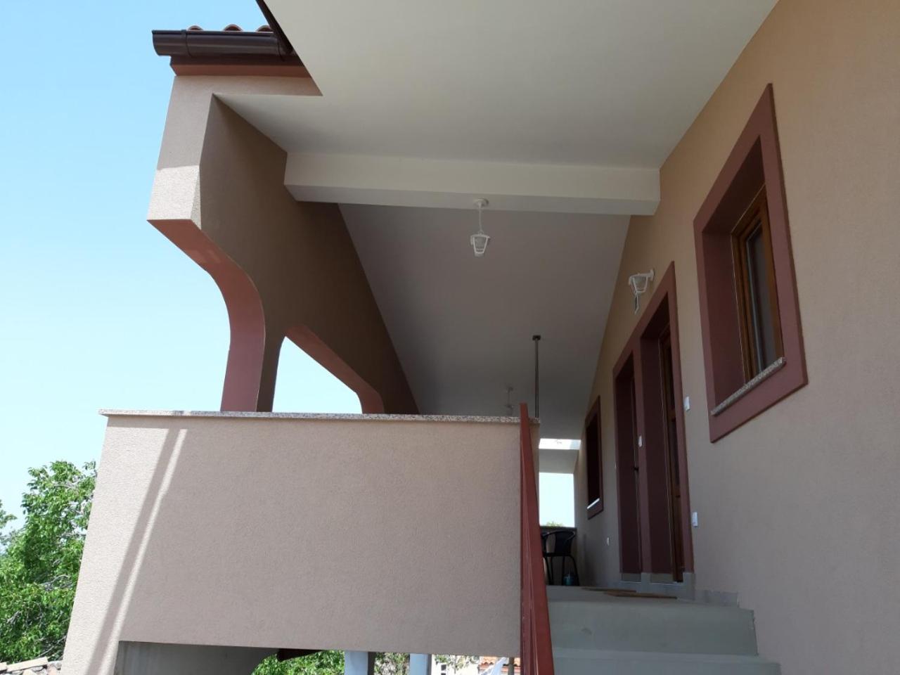 Apartman Deni Peroj Exterior photo